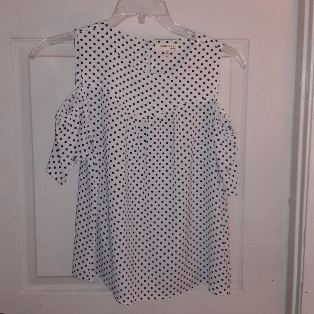Monteau top , great condition